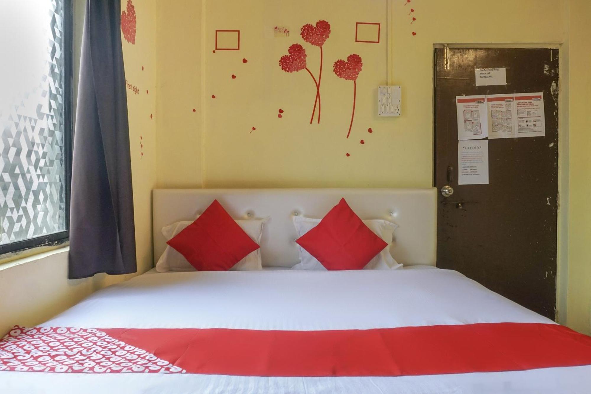 Hotel O R K Hotel Pimpri-Chinchwad المظهر الخارجي الصورة