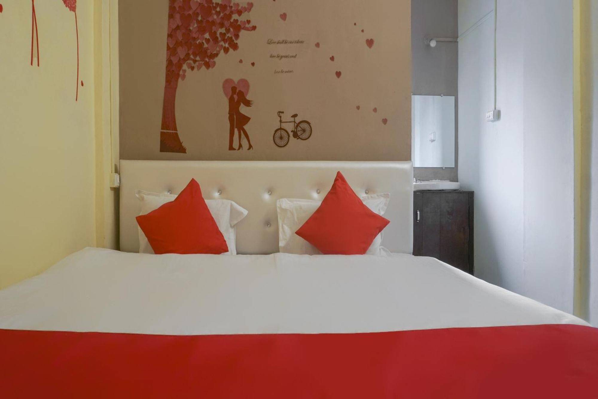 Hotel O R K Hotel Pimpri-Chinchwad المظهر الخارجي الصورة